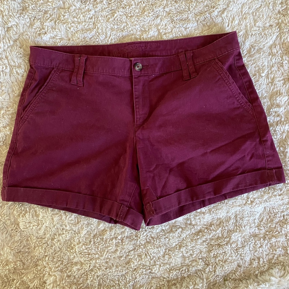 Arizona Jean Co Burgundy Shorts. Size 15.